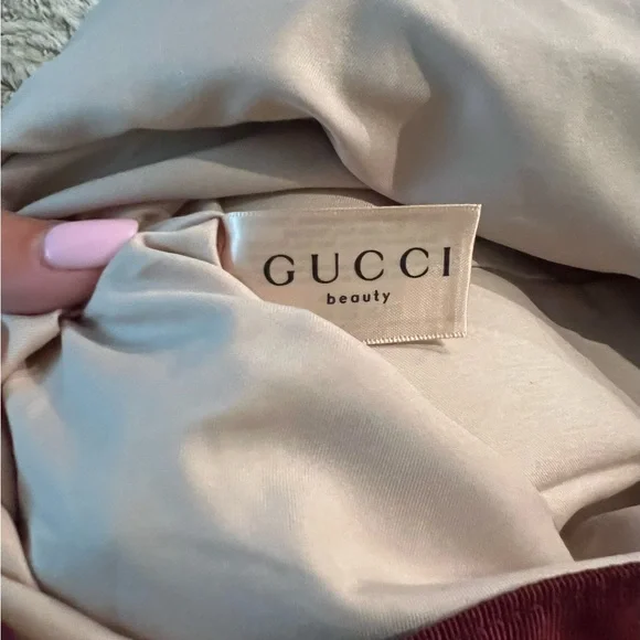 Gucci Beauty Tote - Picture 2 of 2